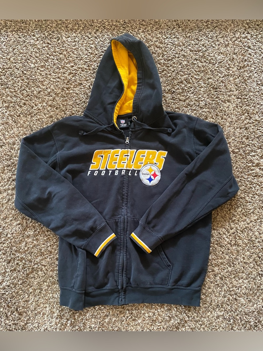 NFL Team Apparel Pittsburgh Steelers Full Zip Football Hoodie Sweatshirt Black M